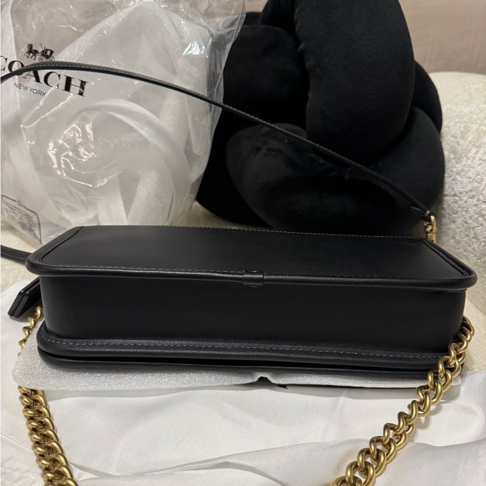 Coach Black Leather Bag - Picture 3 of 9